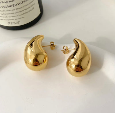 Liquid Golden Stud Earring